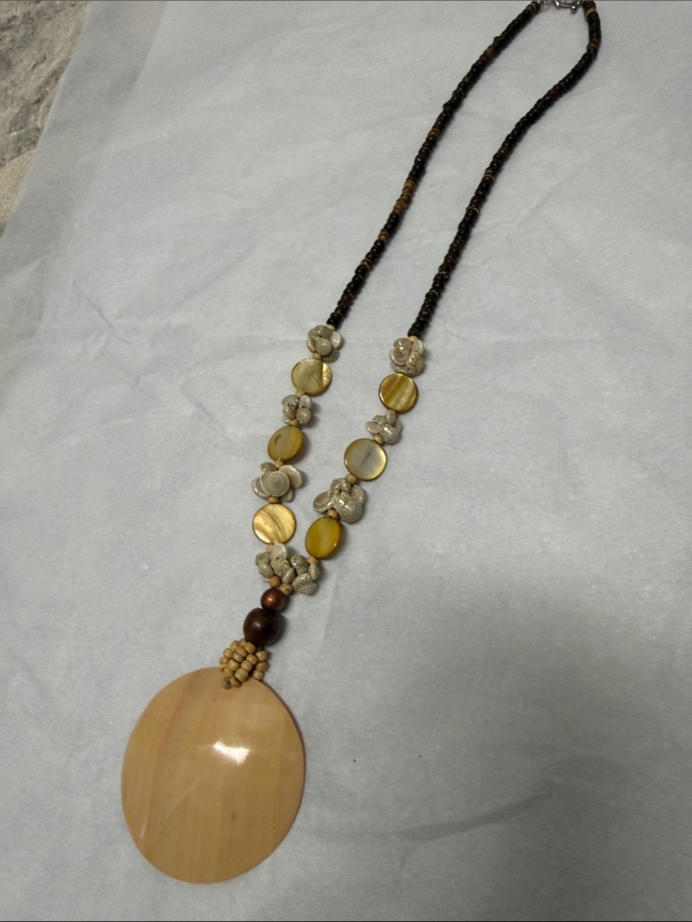 Earth-Tone Shell Pendant Necklace with Natural Beads